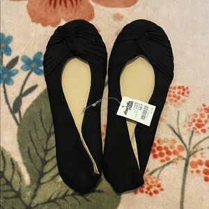 Charlotte Russe Black Twisted Knot Ballet Flats
